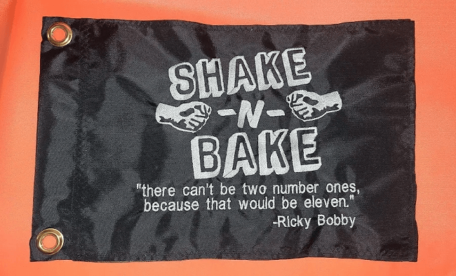 SHAKE-N-BAKE-BLACK-WHITE-GROMMETS